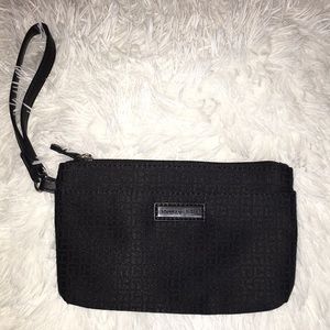 Woman hand wallet.